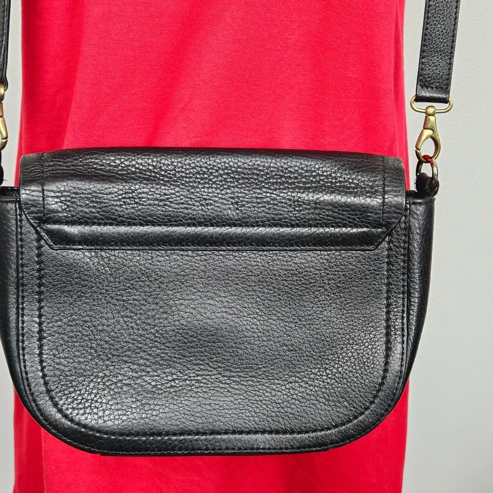 Kate Spade Black Pebbled Cow Leather Crossbody Flap Bag Gold Tone Hardware